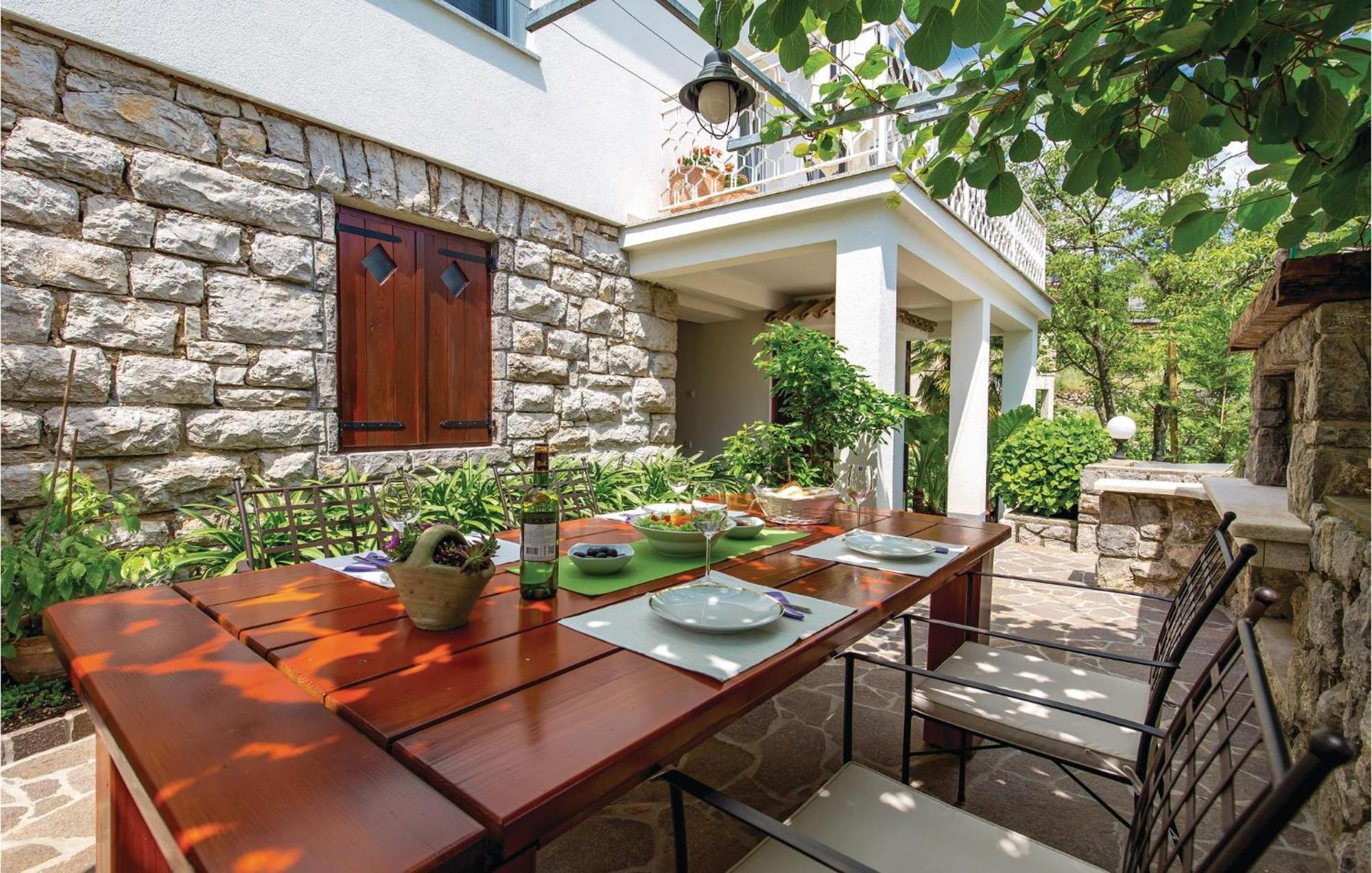 Lovely Home In Matulji With Outdoor Swimming Pool Экстерьер фото